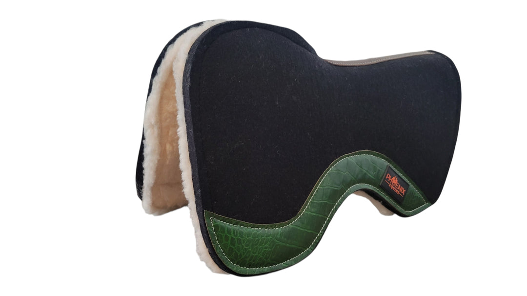 The Phoenix Contact Pad with Fleece - 3/4", 29"L - Black with Green Croc